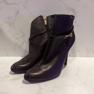 Coach Ugene Side Zip Leather Booties Brown size 6